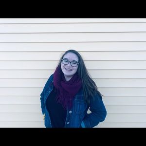 Meet your Posher, Annie